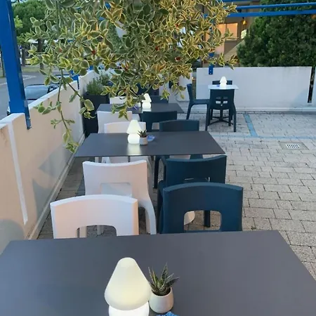 大西洋公寓酒店